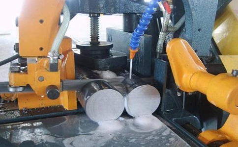 华蓥卧式带锯床的送料方式有哪几种？